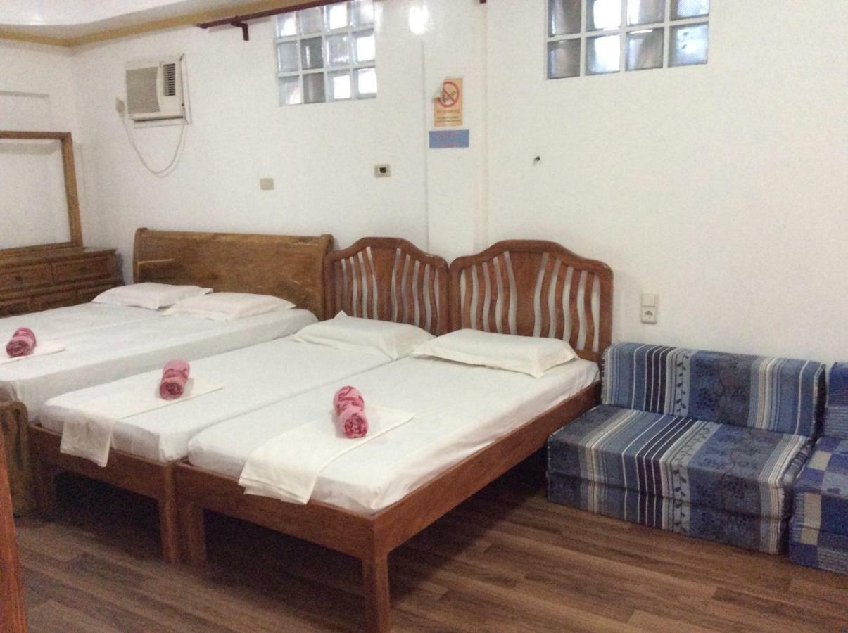 Surigao Tourist Inn Exteriör bild